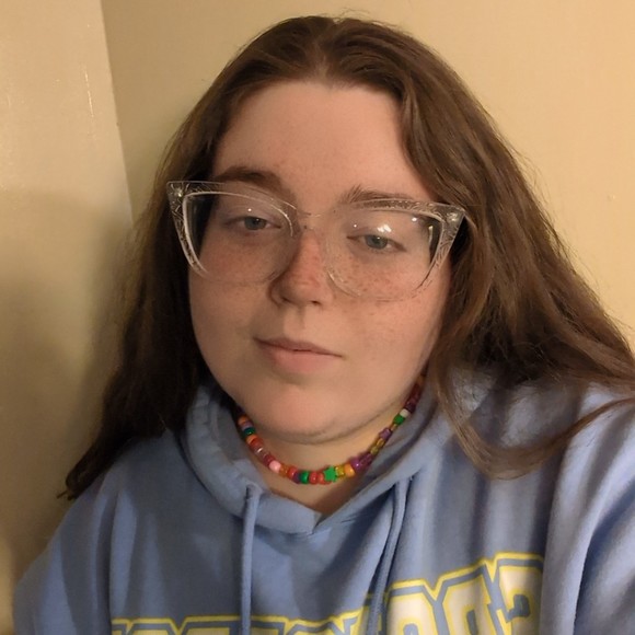 Meet your Posher, Maddie - Picture 1 of 1